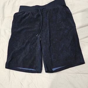 Lululemon Mens Linerless Short Dark Blue Medium